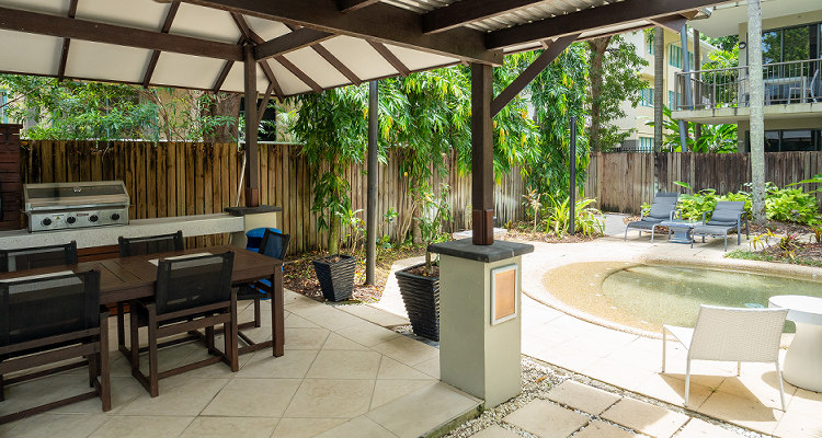 Facilities of Sea Point On Trinity Beach Holiday Accommodation